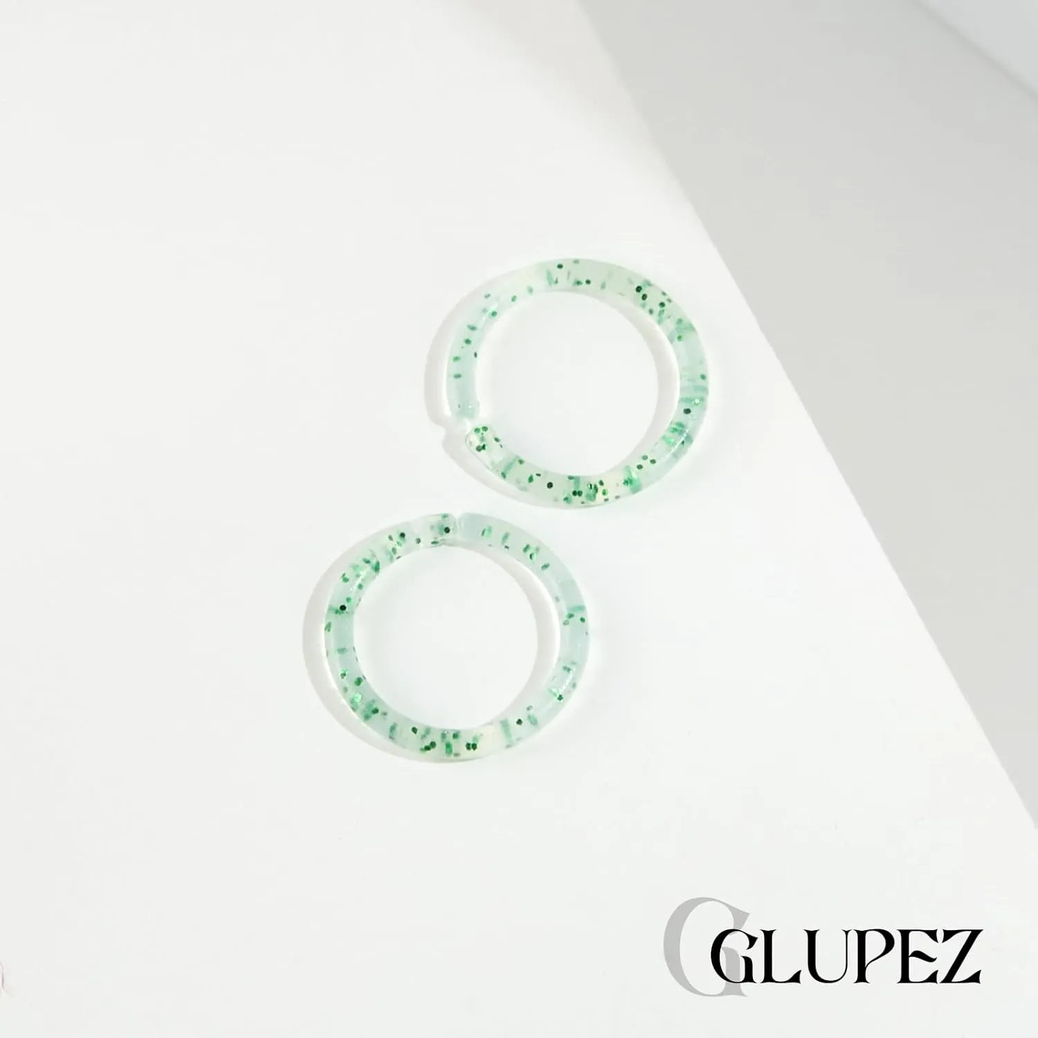 16G 20G Nose Septum Rings Acrylic Nose Nostril Hinged Hoop Ring Flexible Nose Rings Retainer Earring Clicker Helix Cartilage Piercing Jewelry for Women Men 8MM 10MM