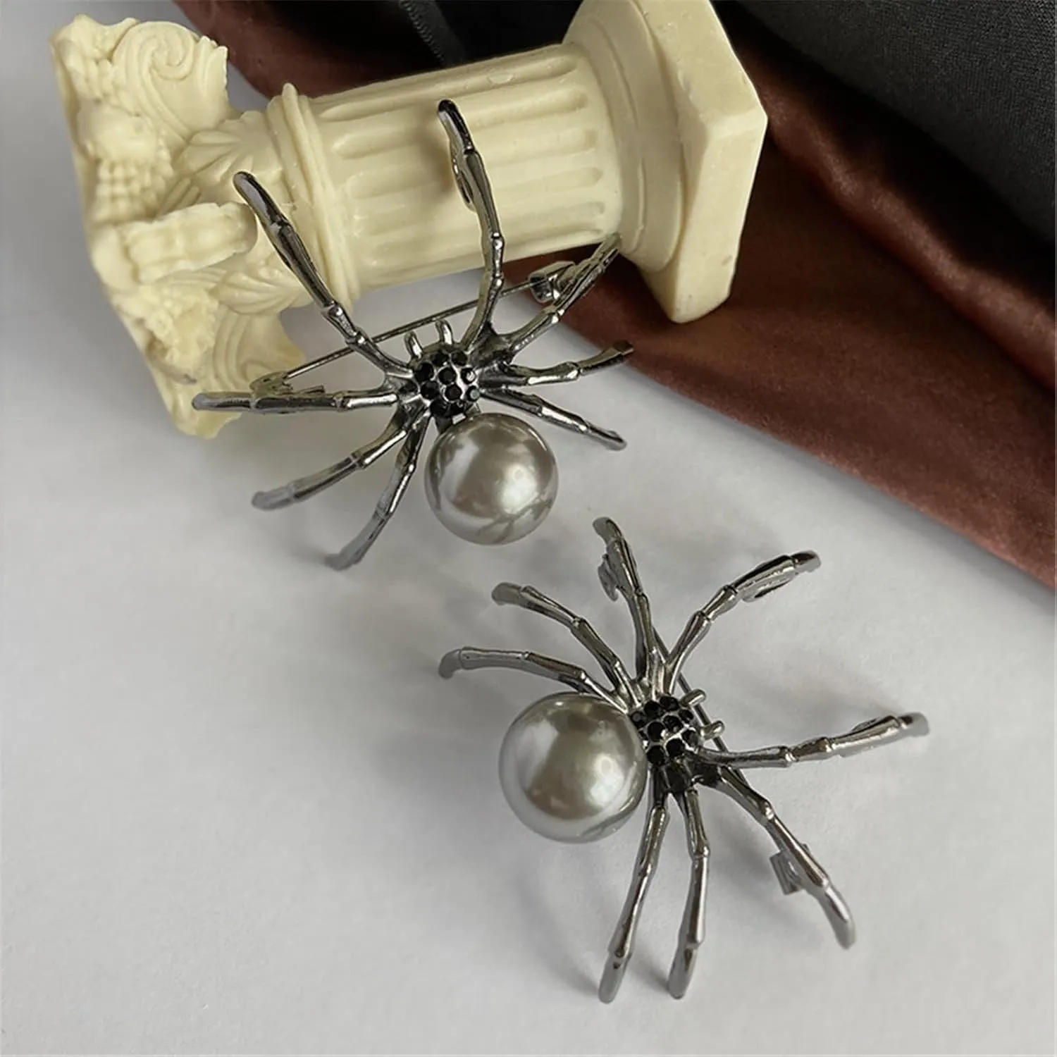 2-3Pcs Punk Spider Crystal Bead Brooch Pin Set for Women Men Rock Gothic Faux PearlAnimal Backpack Scarf Shirt Bag Hat Shawl Pin Bar Party Body Halloween Jewelry Gift