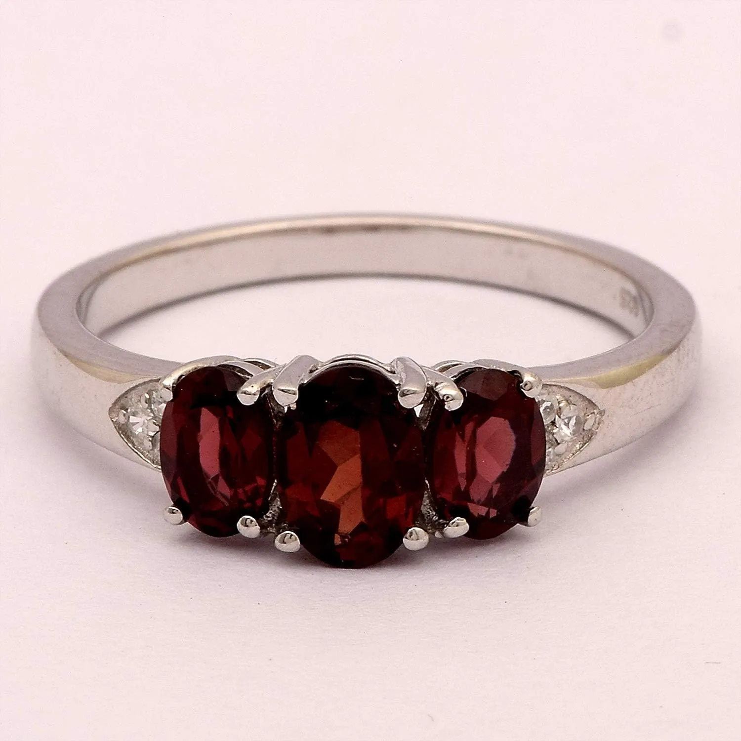 2.35 CTW Genuine Garnet Ring 925 Sterling Silver 3 Stone Classic Ring