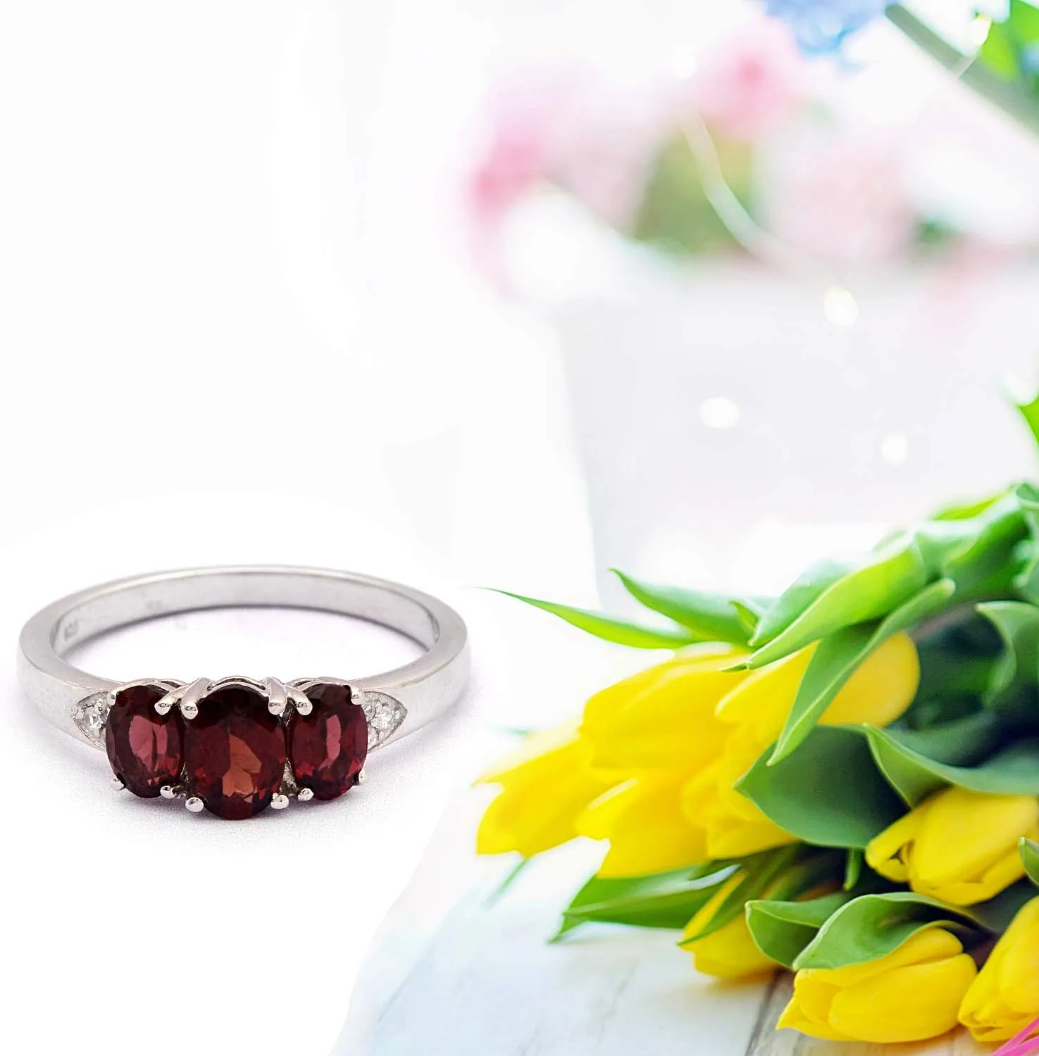 2.35 CTW Genuine Garnet Ring 925 Sterling Silver 3 Stone Classic Ring