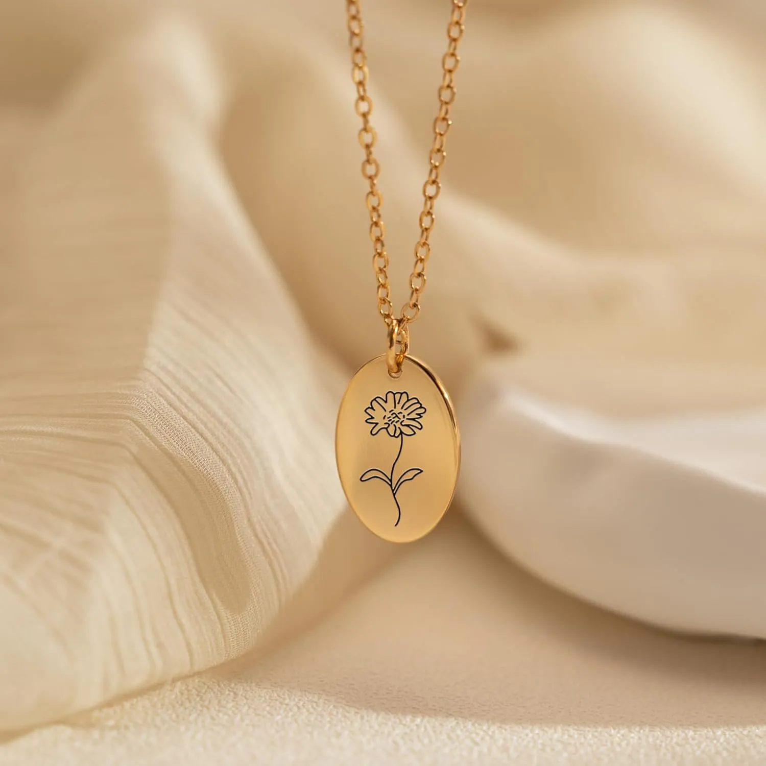 Birth Flower Necklace Personalized 18K Gold Plated Oval Coin Necklace For Women Dainty Flower Necklace Custom Name Jewelry Gift For Mom Birthday Gift For Her Wife Girlfriend Christmas Gift
