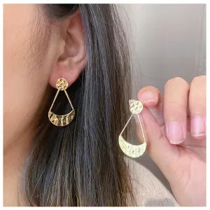 Bohemian Fan Shaped Earrings Gold Hollow Teardrop Earrings Hammered Coin Moon Dangle Earrings Textured Raised Fan Stud Shape Earrings Jewelry for Women and Girls Gifts