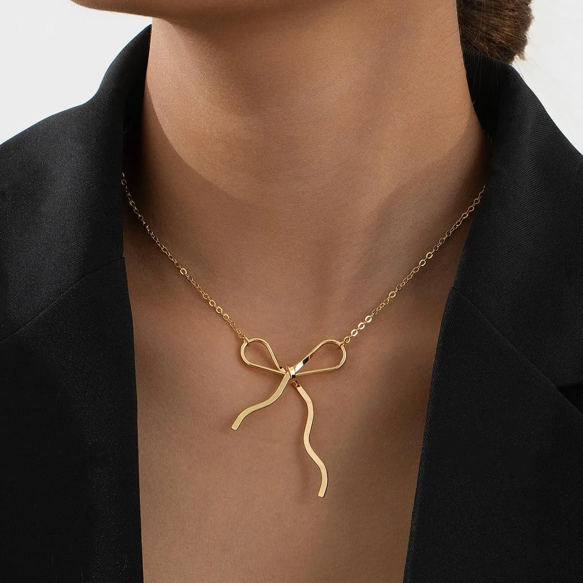 Bow Necklace for Women Gold Necklace Gold Bow Pendant Necklace Dainty Jewelry for Her