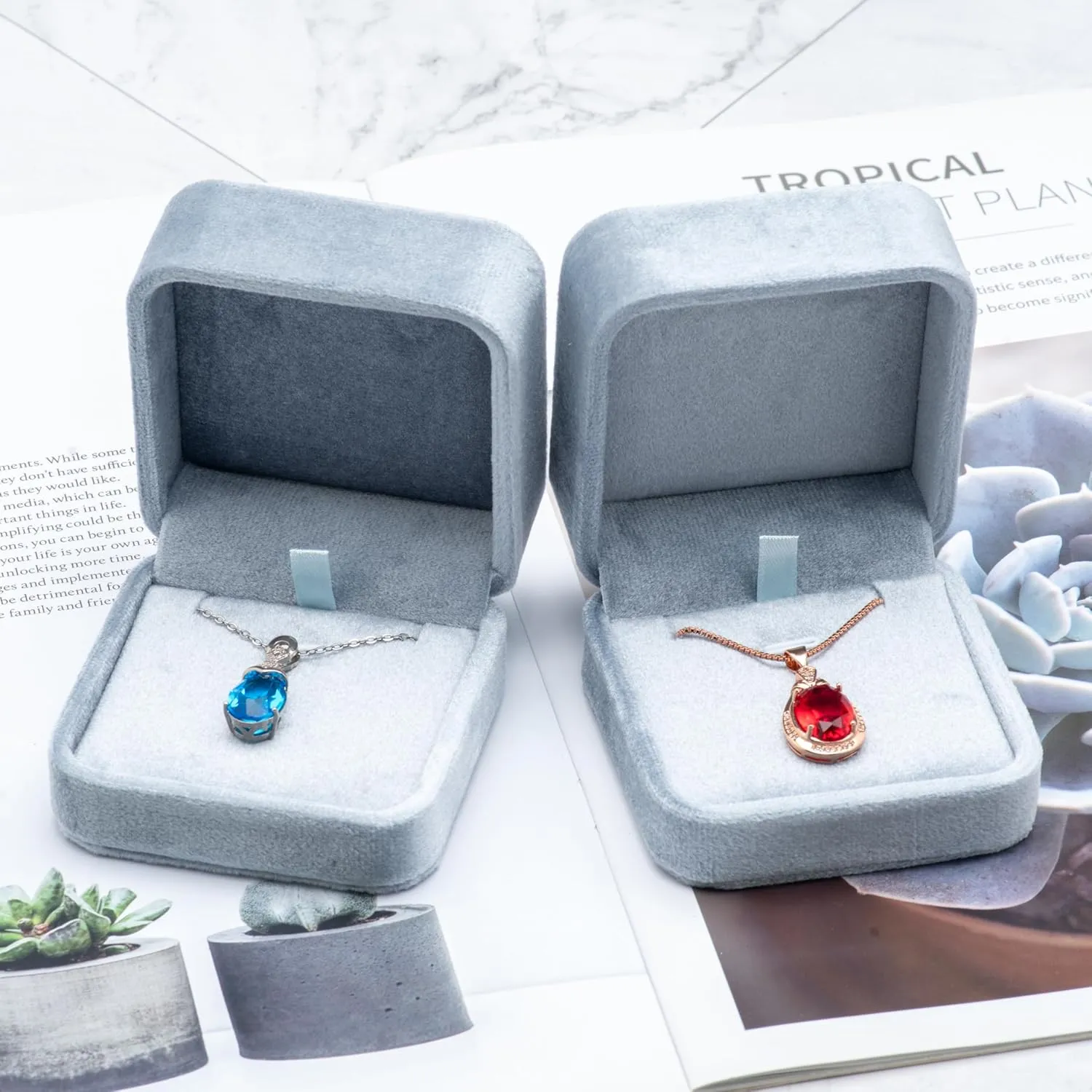 Classic Velvet Jewelry Gift Box Case for Necklace Pendant (Light Ocean Blue)