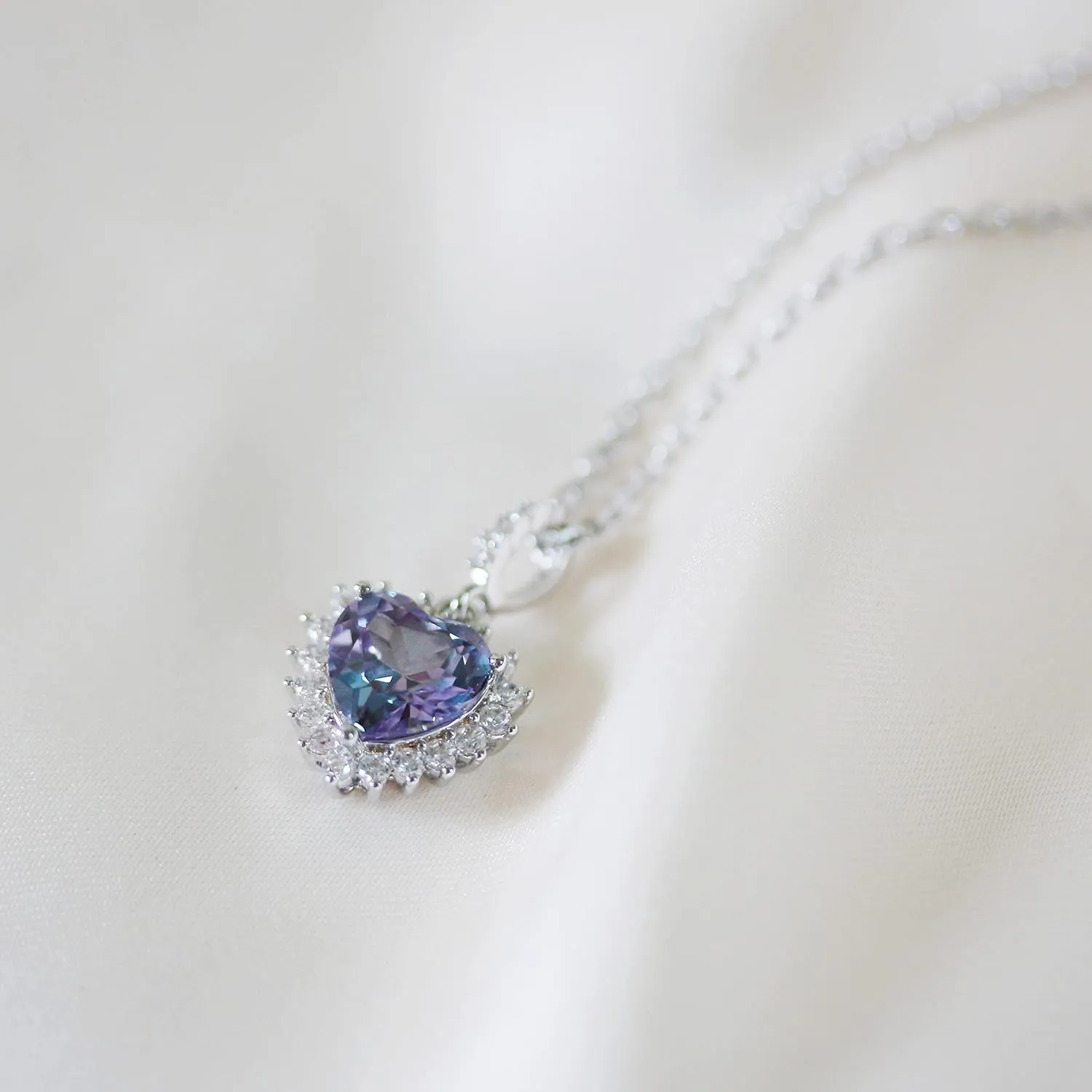 Color Change Alexandrite Necklace 925 Sterling Silver Hypoallergenic Halo Oval Cut Heart Shape Round Cut Solitaire June Birthstone Simulated Created Alexandrite Necklace For Women