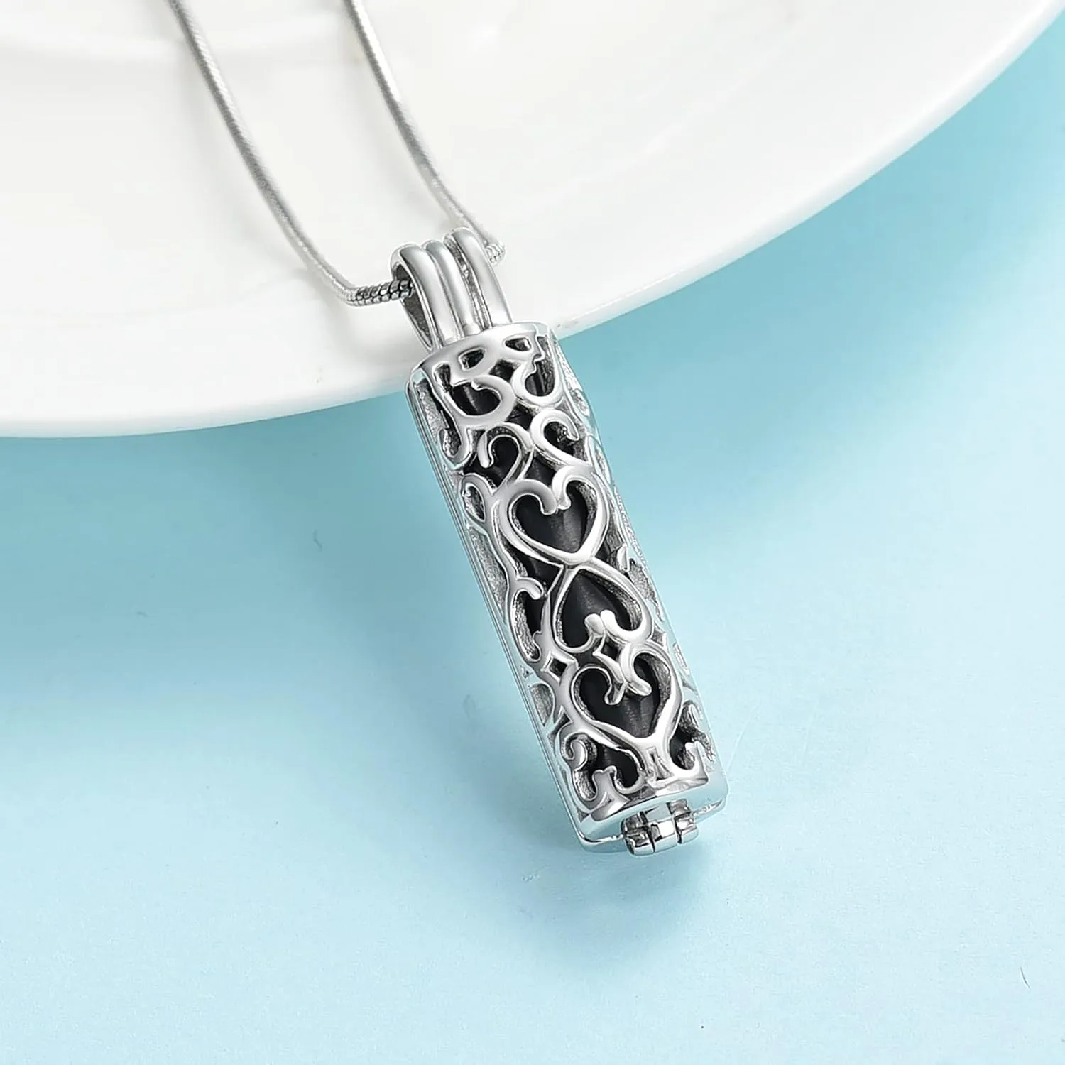 Cylinder Urn Necklace for Ashes Cremation Jewelry for Women Men Stainless Steel Memorial Necklaces Ash Holder for Human Pets Keepsake Jewelry for Loved Ones with Fill Tool