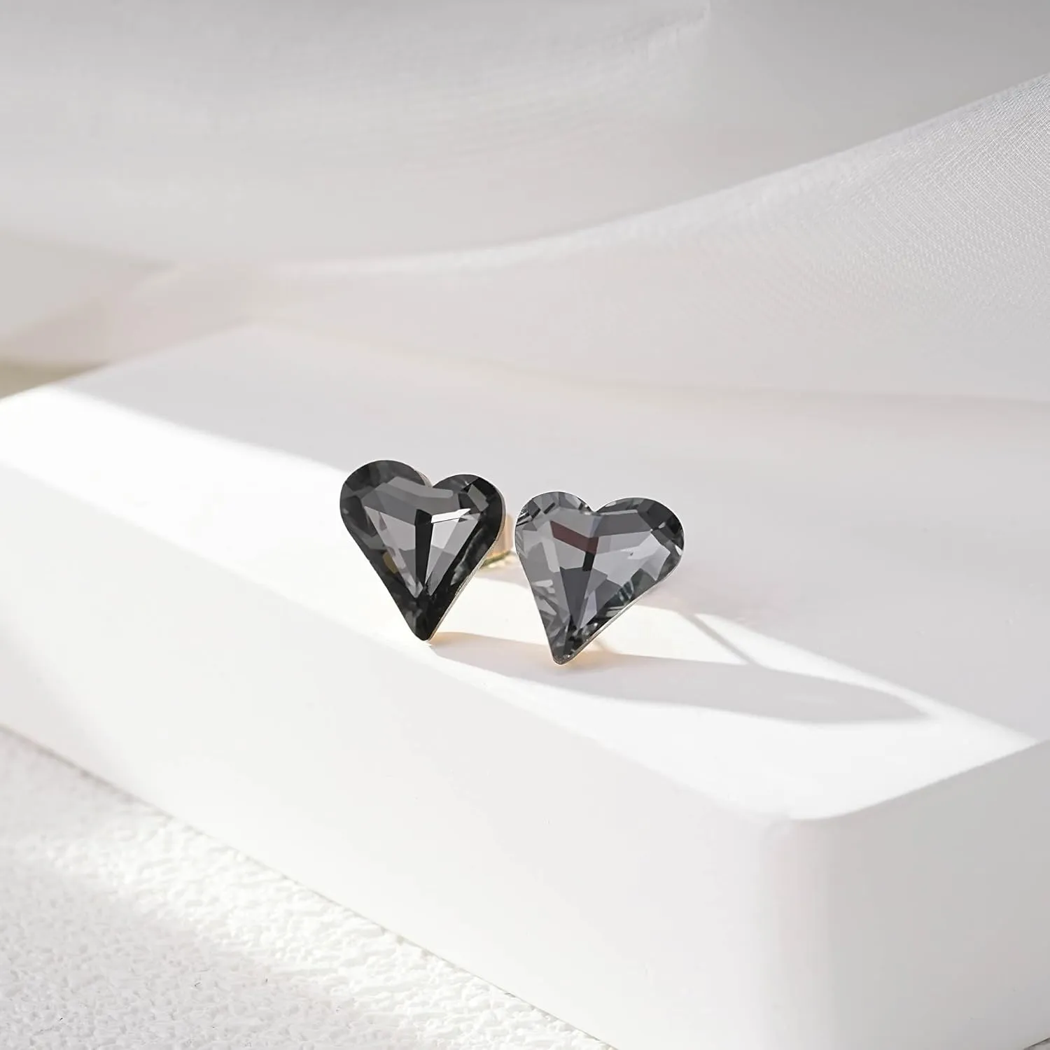 Fashion Austrian Crystal Heart Stud Earrings for Women 14K Gold Plated Hypoallergenic Formal Jewelry Gift