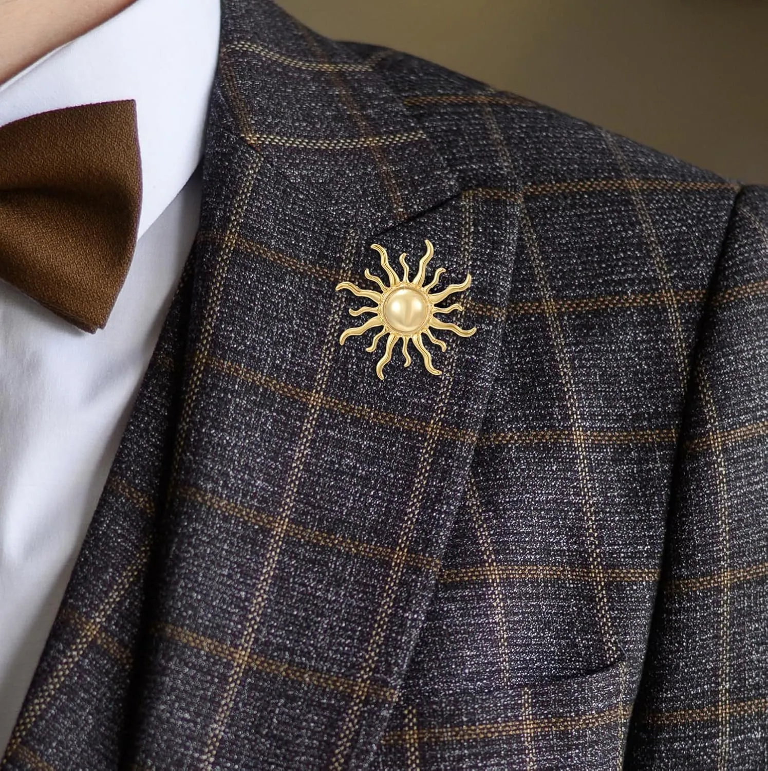 Gold Sun Brooch Pins for Women Suit Dress Collar Costume Broach Jewelry Accessorices Yellow Brooches for Men Birthday Holiday Fashion Jewelry