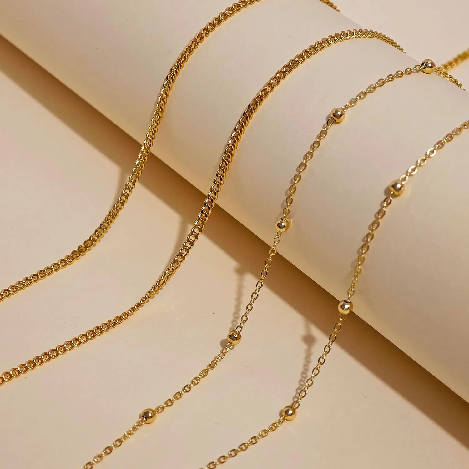 Gold Waist Chains for Women, Dainty Layered Belly Chain 14k Gold Plated Adjustable Waist Beads Body Chain Sexy Bikini Cuban Paperclip Waist Boho Beach Jewelry Gifts for Women