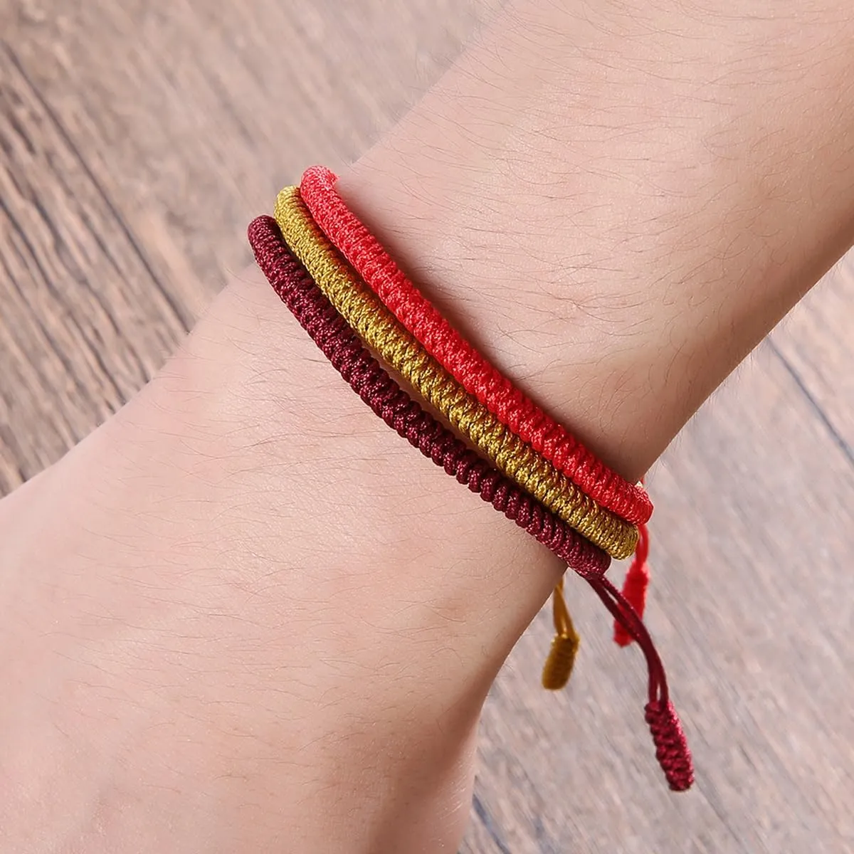 Handmade Bracelet, Lucky Bracelet for Men and Women with Vajra Knot, Lucky Red String Bracelet, Friendship and Buddhist Gifts, Adjustable Length
