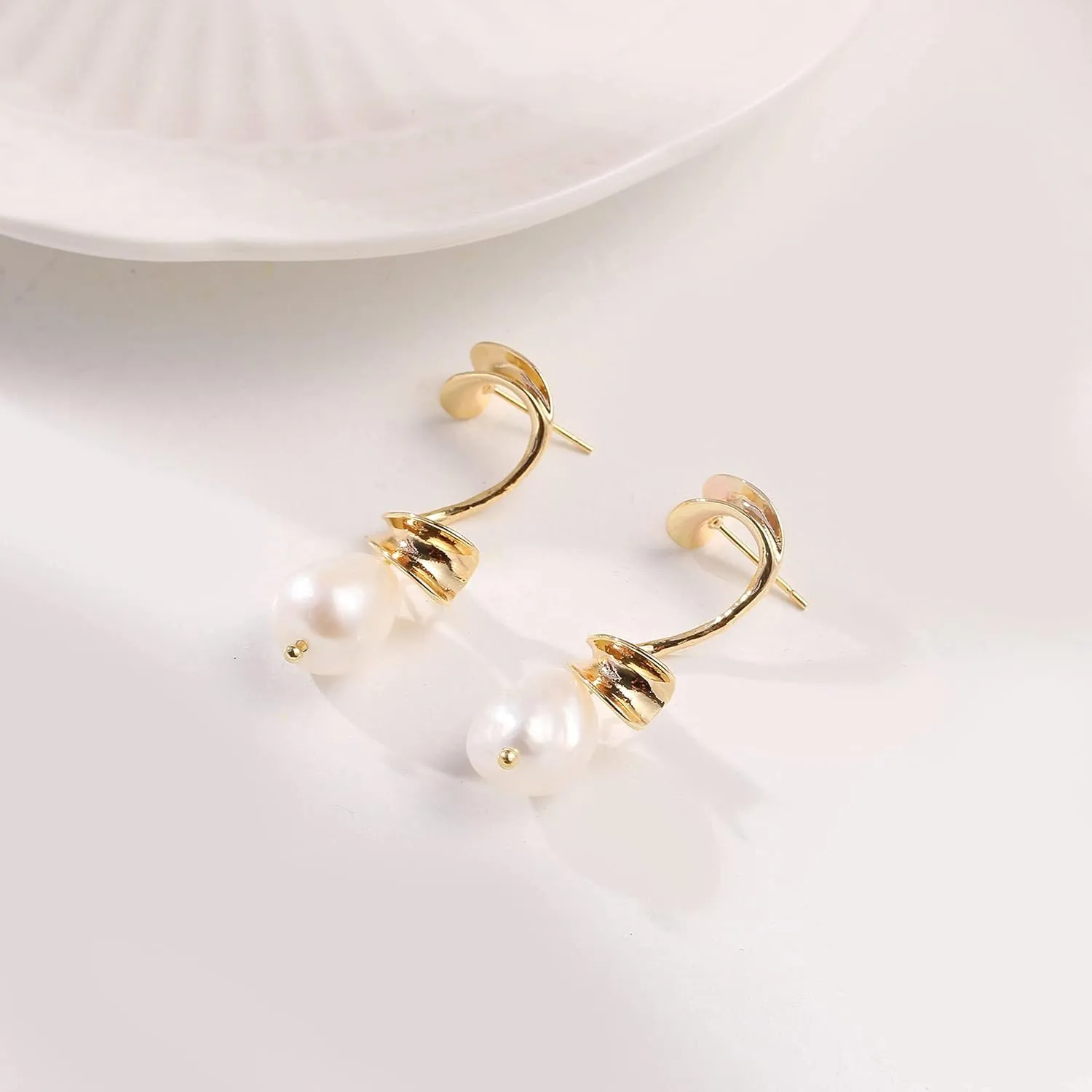Irregular Pearl Drop Earrings for Women - Pearl Dangle Drop Earring, Flower Statement Earrings for Party, Wedding, Shopping, Dating Jewelry Gift