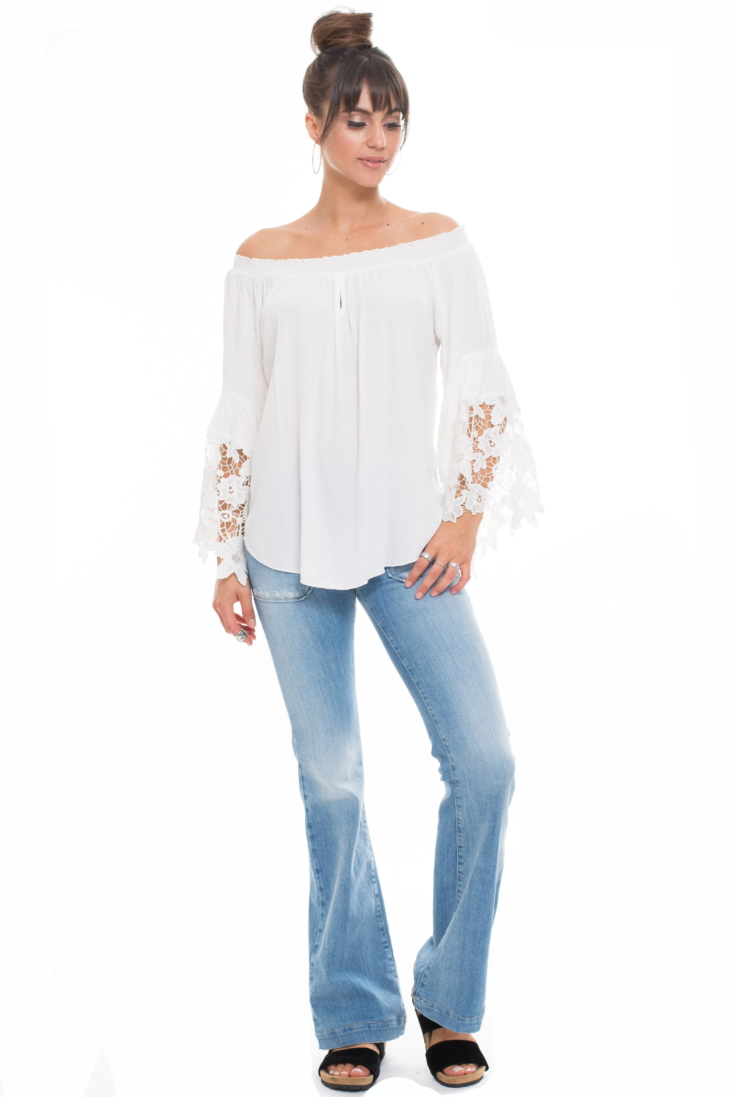 Jolie Flower Lace Top