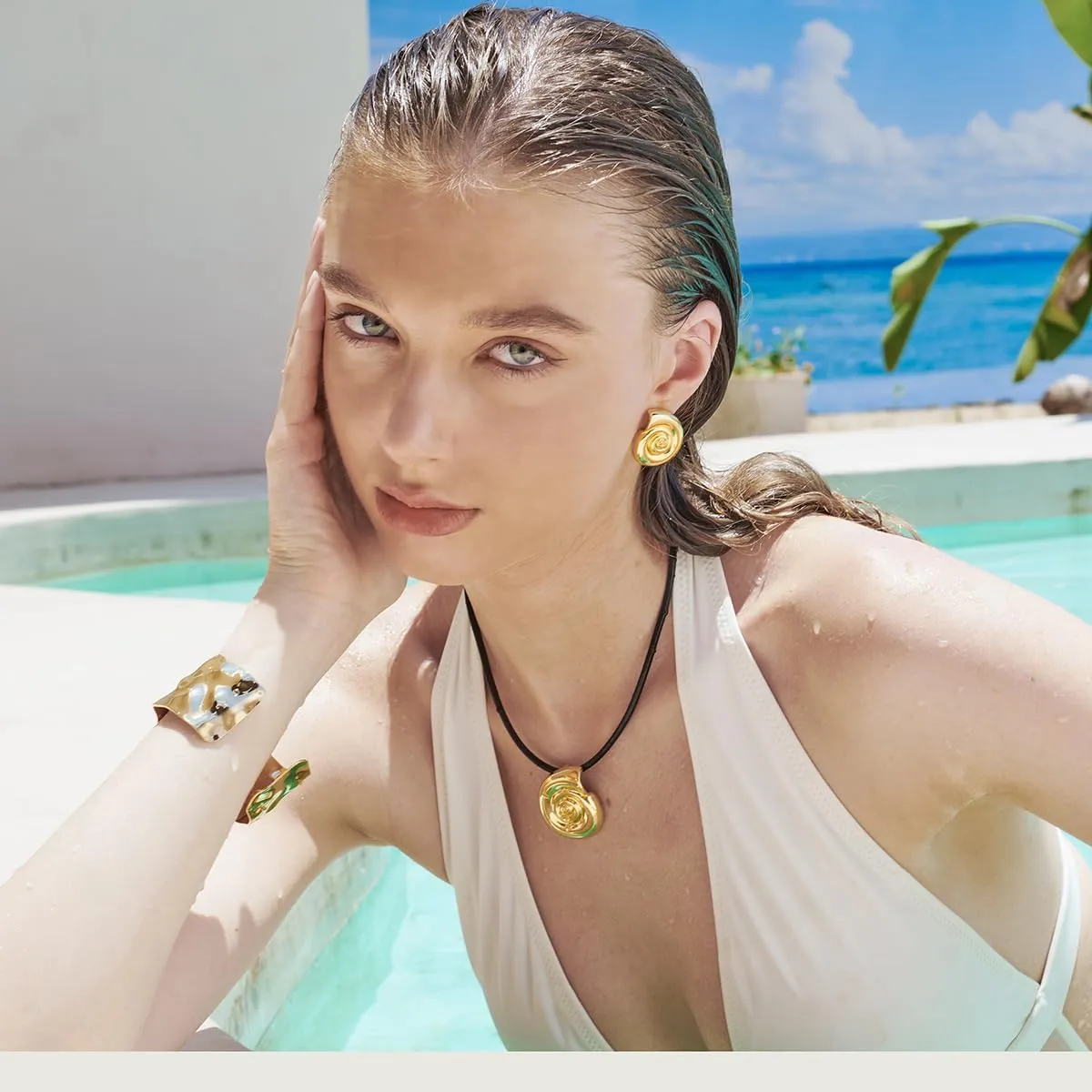 LILIE&WHITE Conch Sell Gold Earrings - Women's Love Knot & Angel Wings Stud Earrings