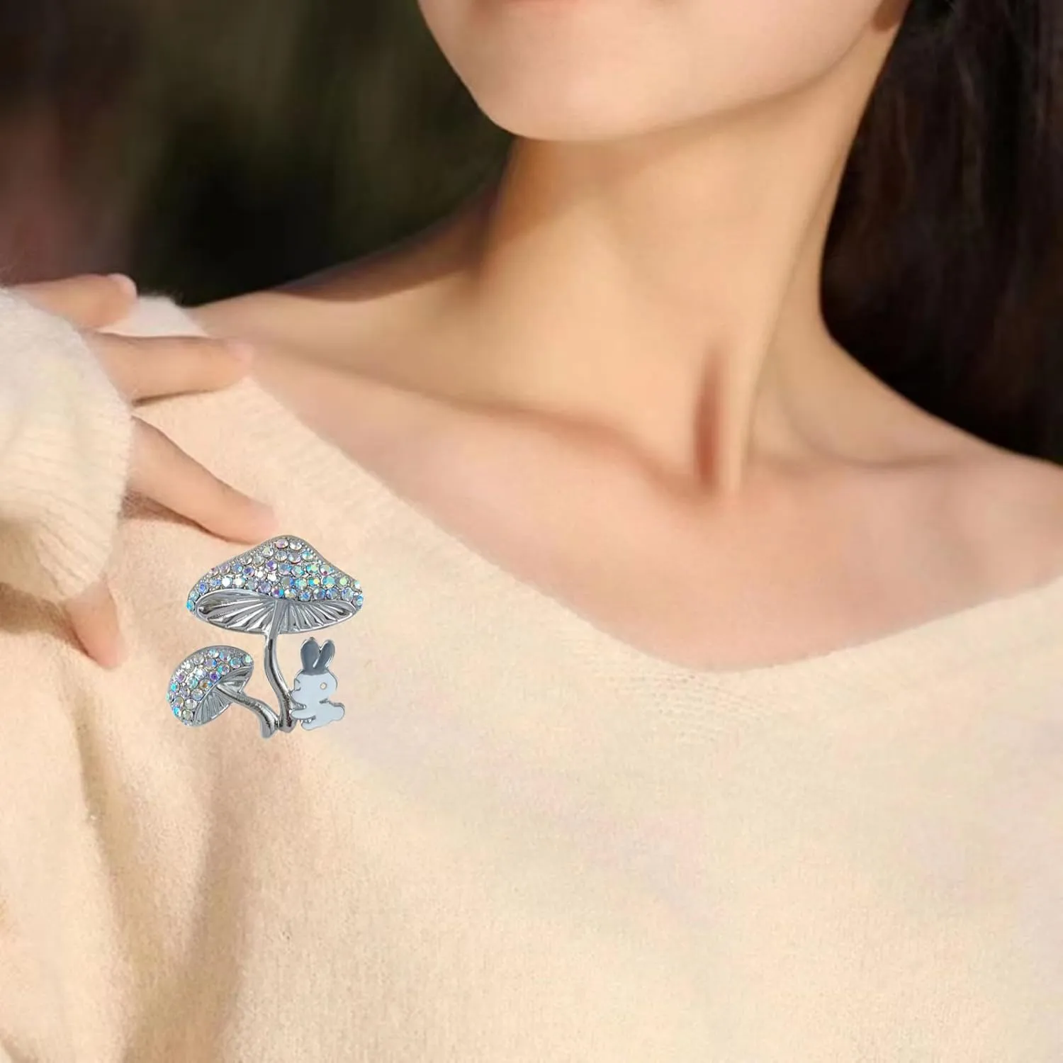 MLEPUS Rhinestone Rabbit Mushroom Brooch Pin for Women Girls Red White Fashion Cute Animal Rabbit Retro Crystal Lapel Pin Clothing Accessories Graduation Easter Jewelry