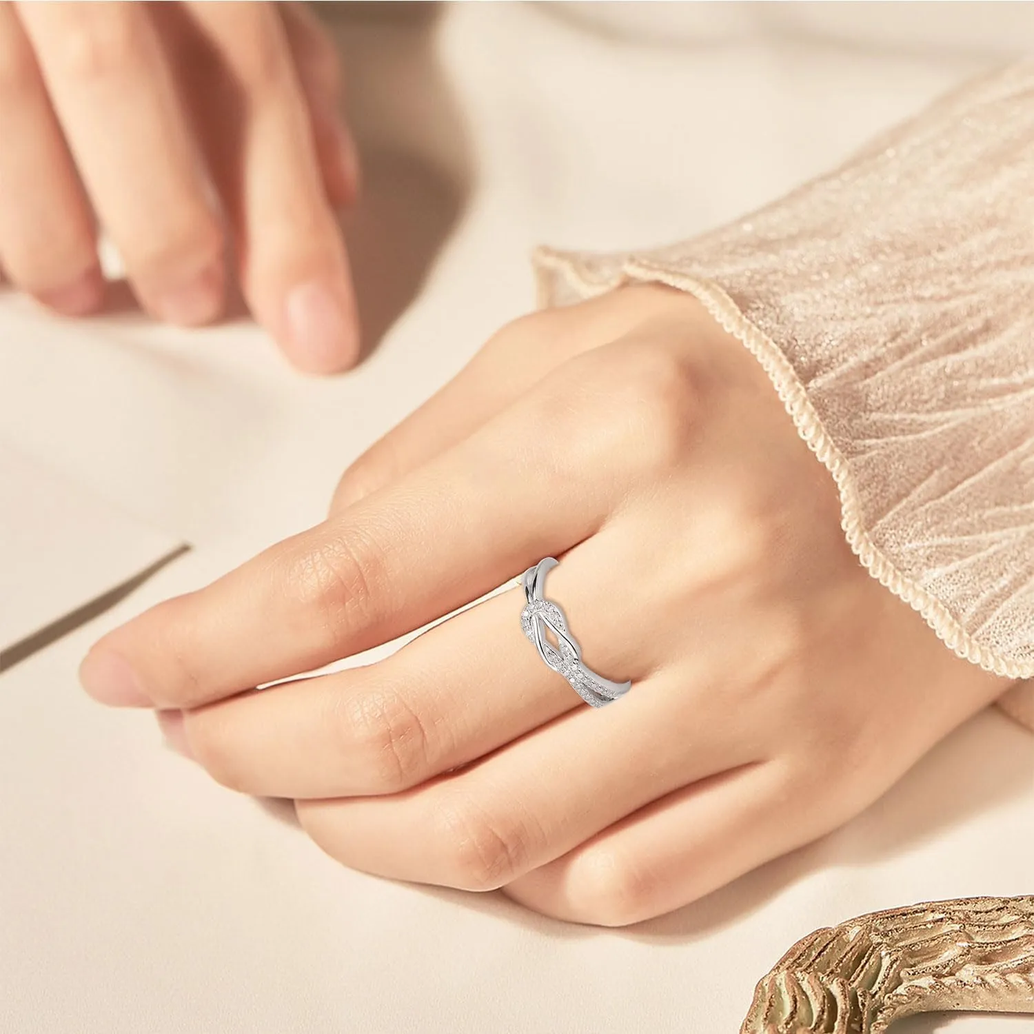 Mother Daughter Ring, Daughter Gifts from Mom, S925 Sterling Silver Knot Ring Dainty CZs Stackable Rings Bands for Women Promise Rings for Her Jewelry Birthday Gifts Christmas Gifts