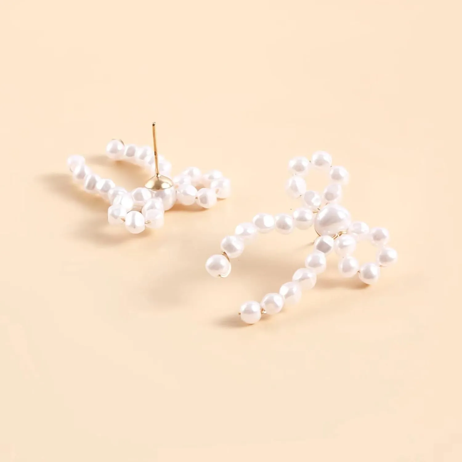 Pearl Bow Earrings for Women,18K Gold Plated Dainty Knot Bow Dangle Earrings Gold Pearl Stud Jewelry Gifts