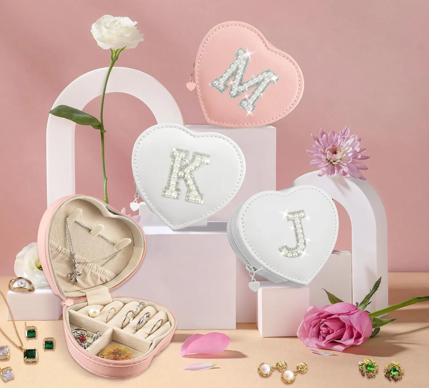 Personalized Birthday Gifts for Women Pearl Initial Small Jewelry Box Heart Shaped Travel Jewelry Case Rings Necklace Earrings Organizer Christmas Creative Gifts for Women Teen Girls Pink M