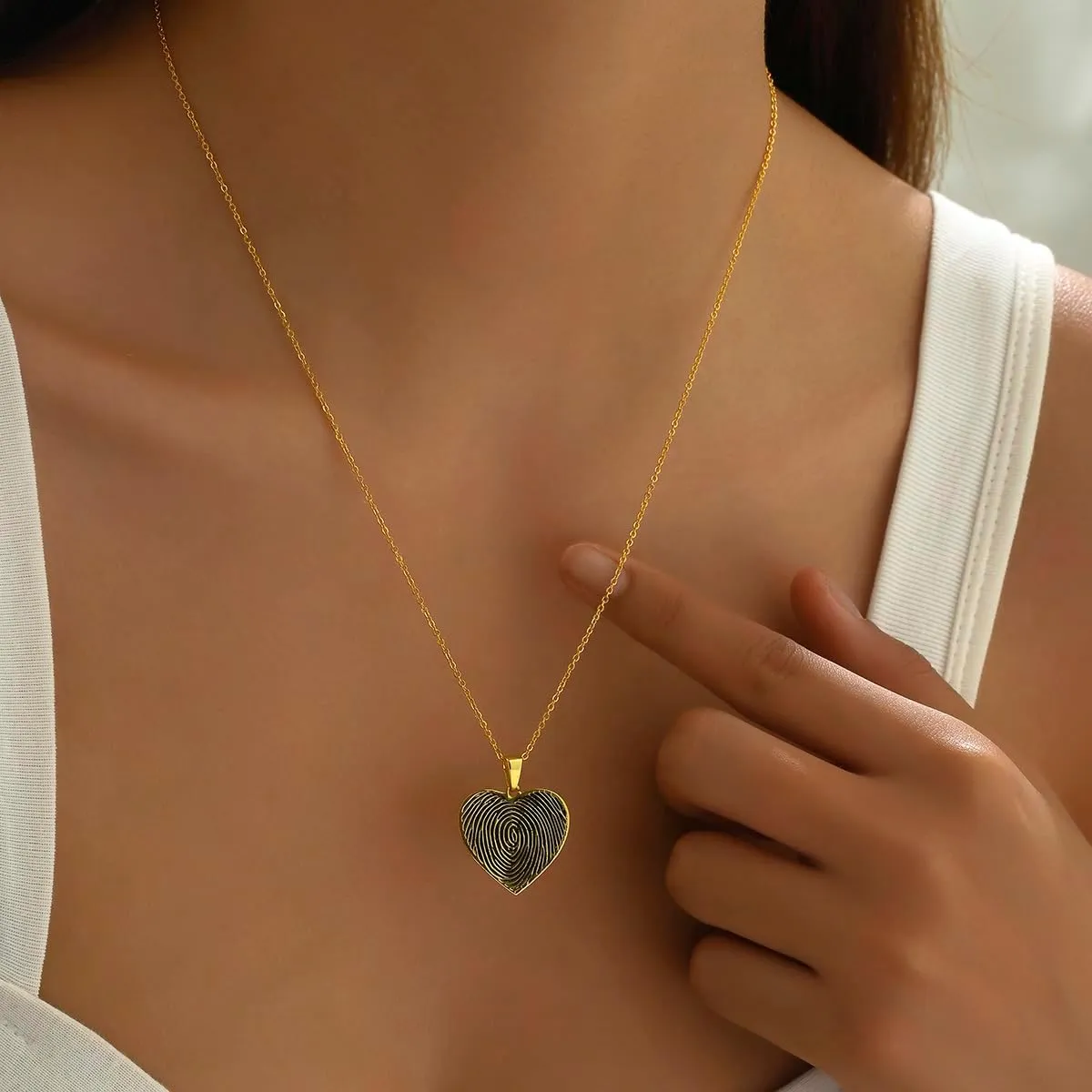 Personalized Fingerprint Necklace Custom Engraved Handwriting Message Pendant Necklace Memorial Necklace for Women Memorial Jewelry Grandma Gift