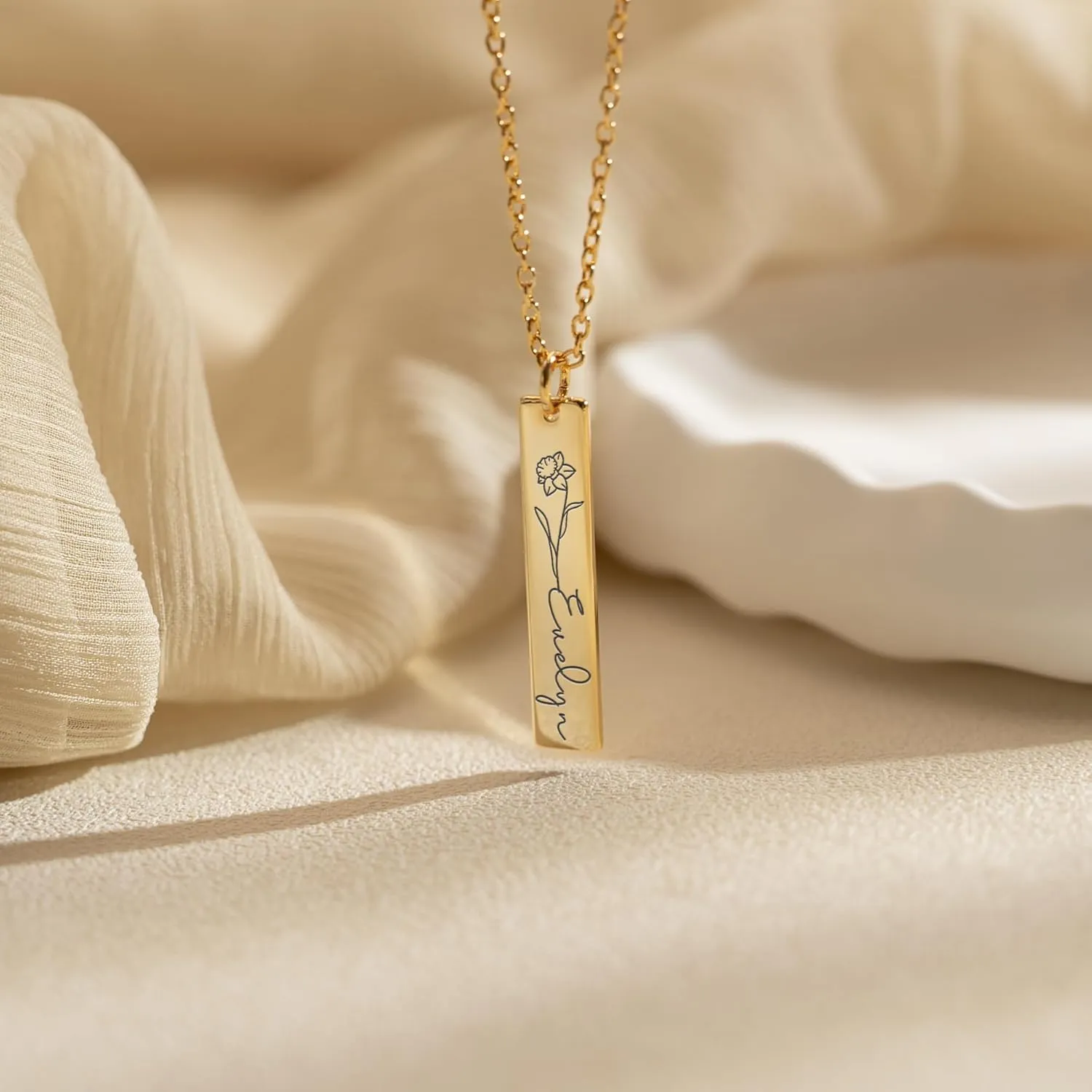 Personalized Name Necklace For Women, Custom Name Bar Pendant, Personalized Vertical Name Necklace Graduation Gift Or Mothers Day Gift For Her Mom Her Wife Girlfriend Christmas Gift
