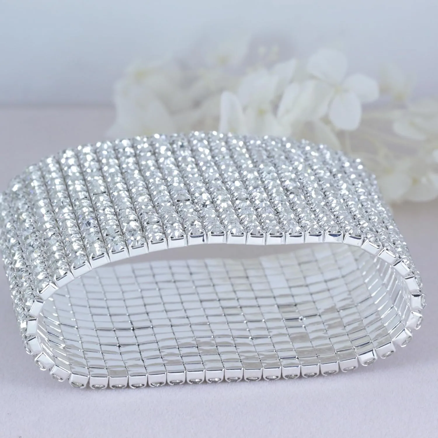 Vegas Clear White Austrian Rhinestone Crystal Tennis Stretch Bangle Bracelet Cuff Party Bridal Evening Wear 15 Row 10 Row 5 Row 3 Row Silver Gold B820