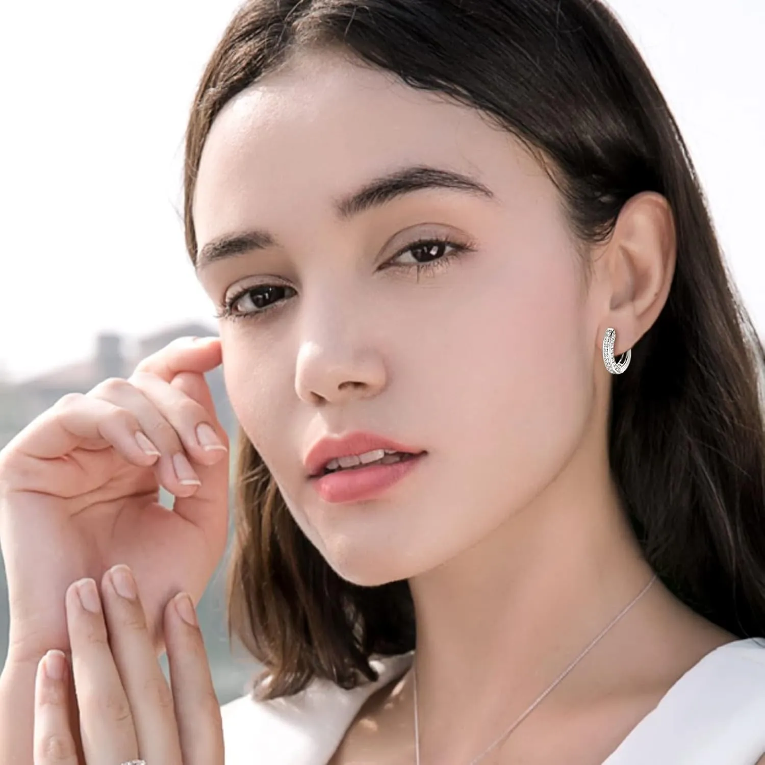 WOAINI Moissanite Hoop Earrings for Women Female Wife Mom, VVSI Clarity, 925 Sterling Silver Earring 18K Gold Plated, Small Huggie Hoop Earring, Anniversary Birthday Gifts for Lover Lady Friends